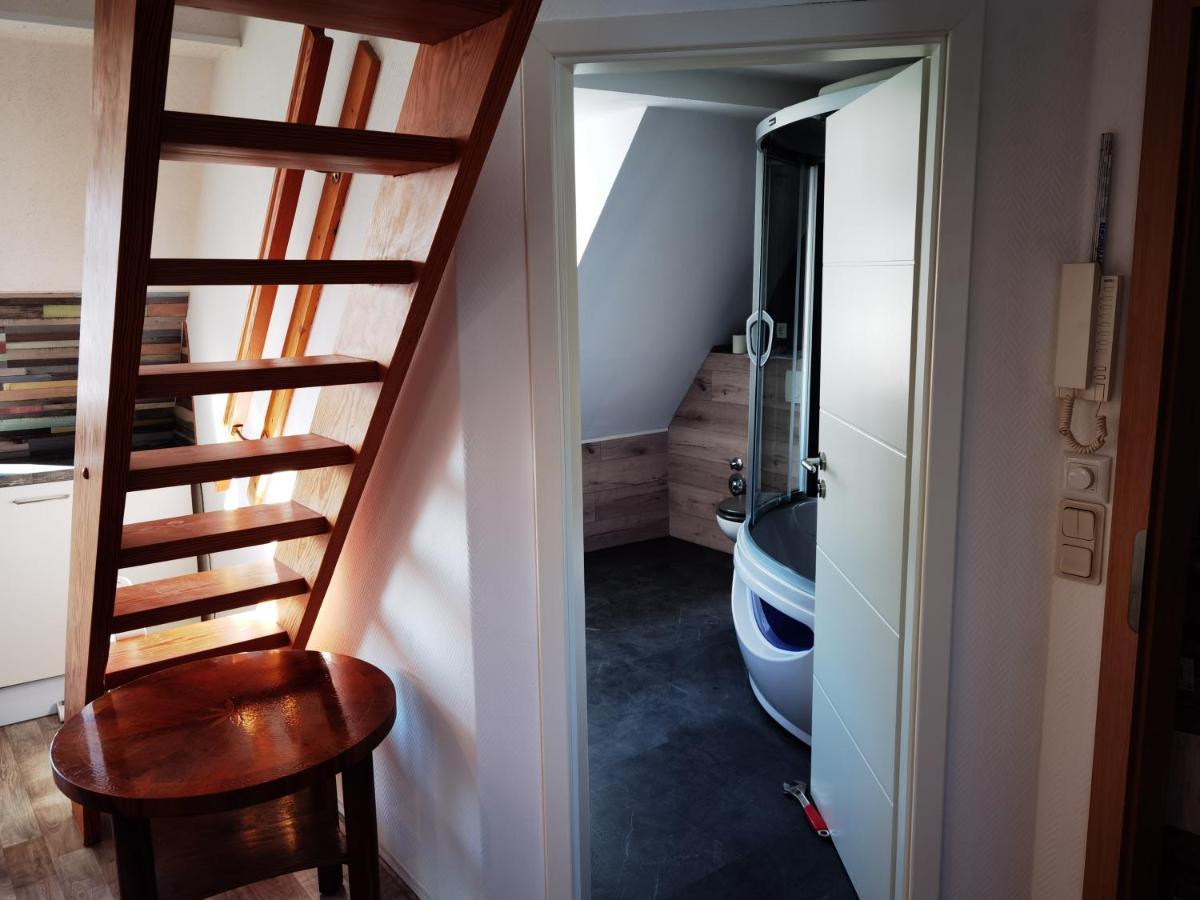 Gemuetliche Dachwohnung Mit Kleiner Oder Grosser Dachterrasse Nebeneinander Wolmirstedt ภายนอก รูปภาพ
